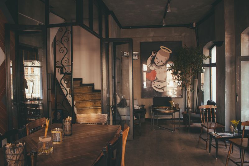 Wing Snob restaurant interior showcasing the wingsnob dining experience